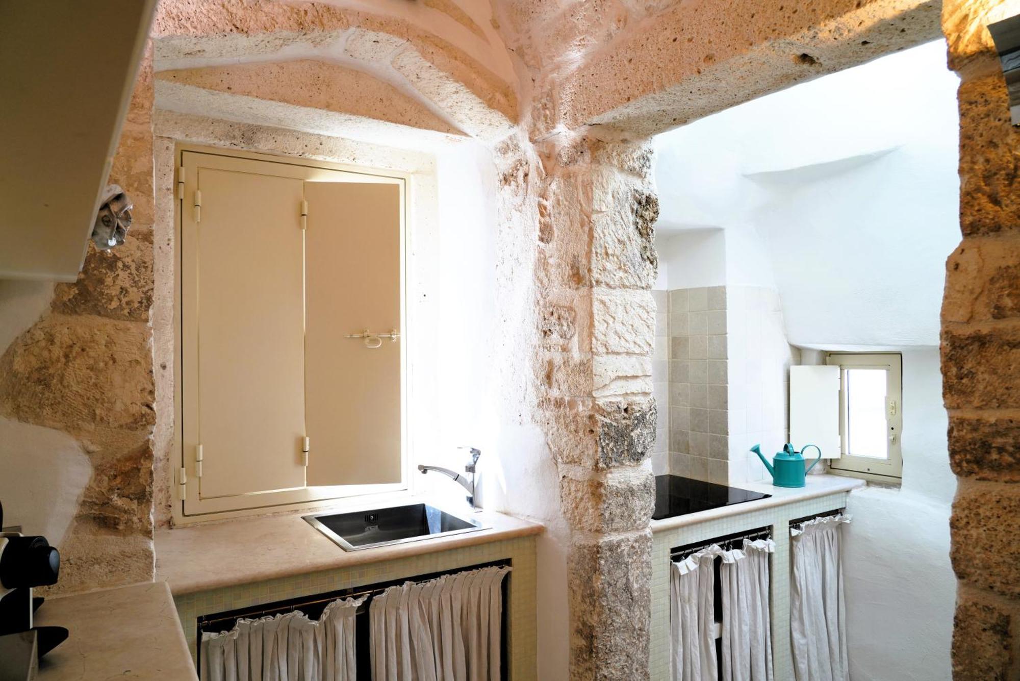 Dimora Lo Scrigno - Una Perla Nel Cuore Di Ostuni Buitenkant foto